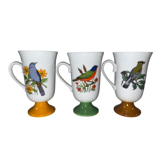 Set Of 3 Vintage 60s Fred Roberts Song Bird Footed Pedestal Mugs Made in Japan - Picture 1 of 6